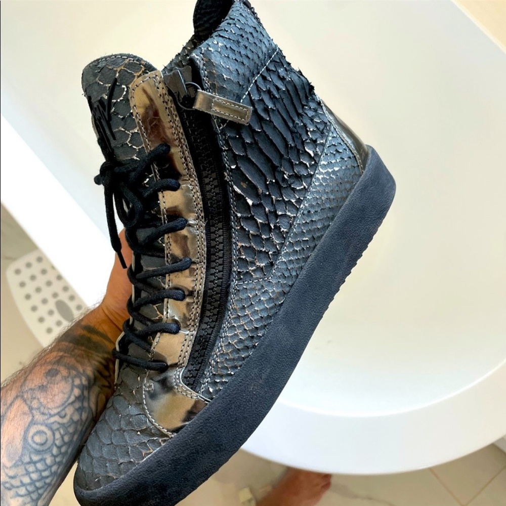 COPY - Good condition Giuseppe Zanotti